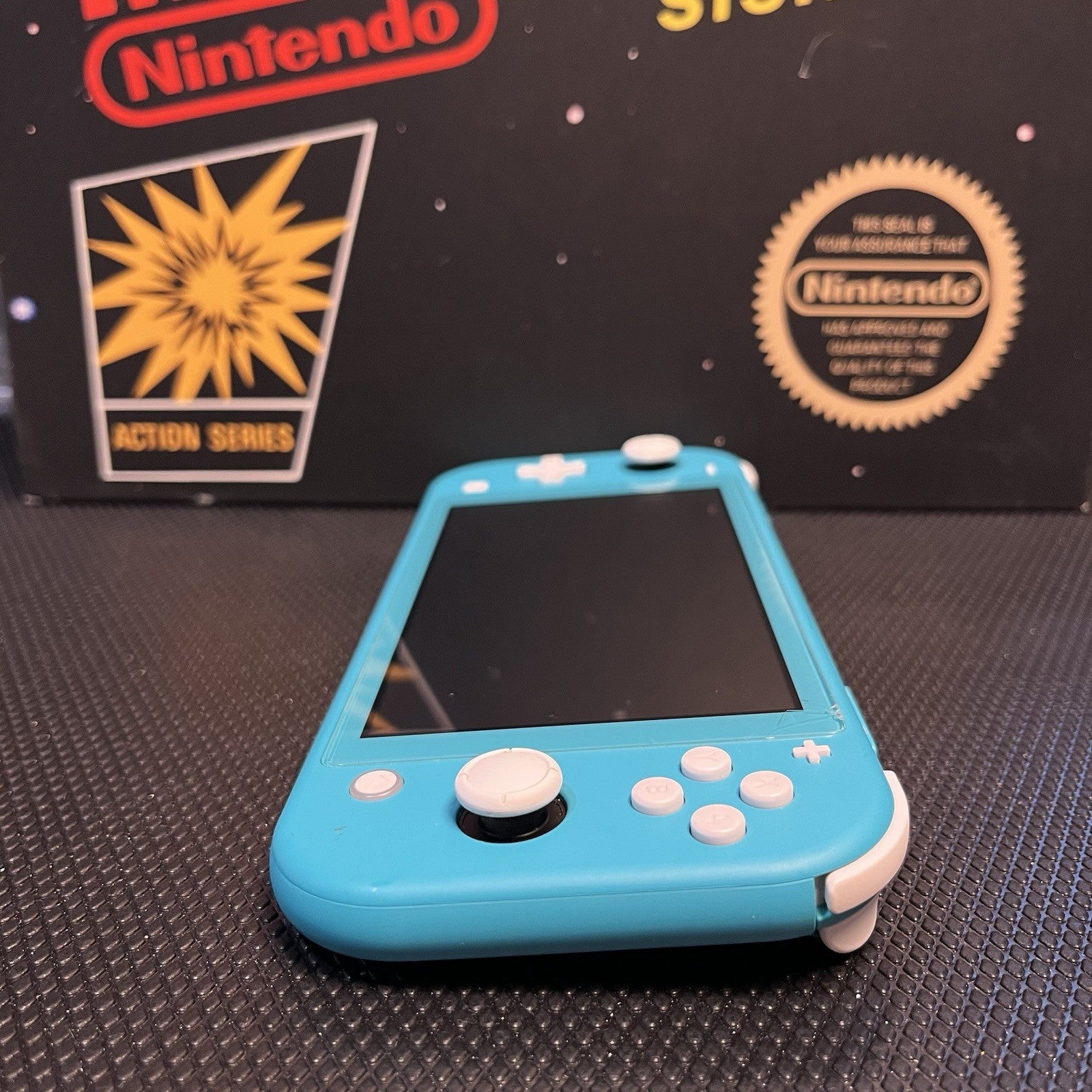 Nintendo Switch Lite Turquosie W.Game & Official Charger Console