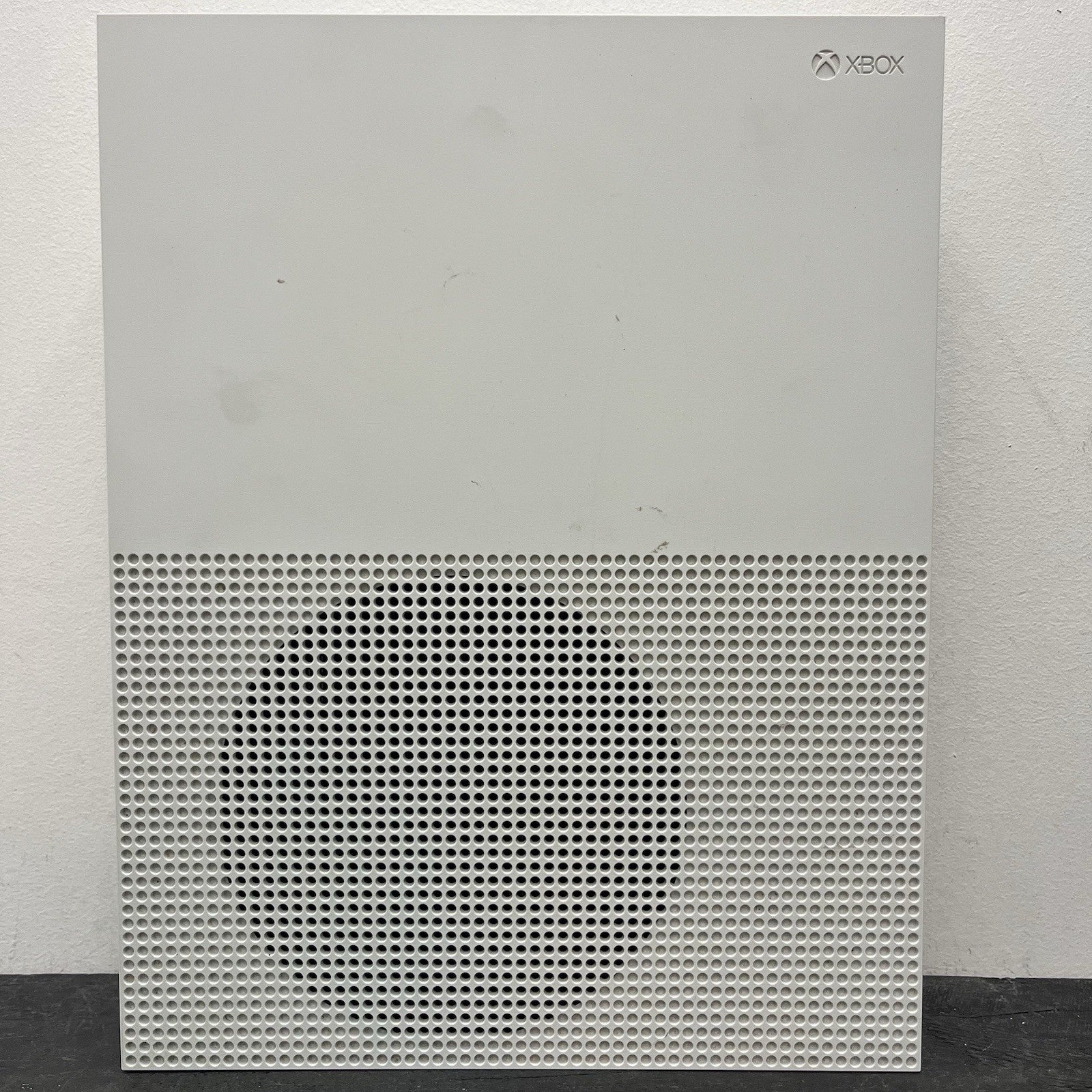 Microsoft Xbox One S 1681 W.Game Controller & Leads Console