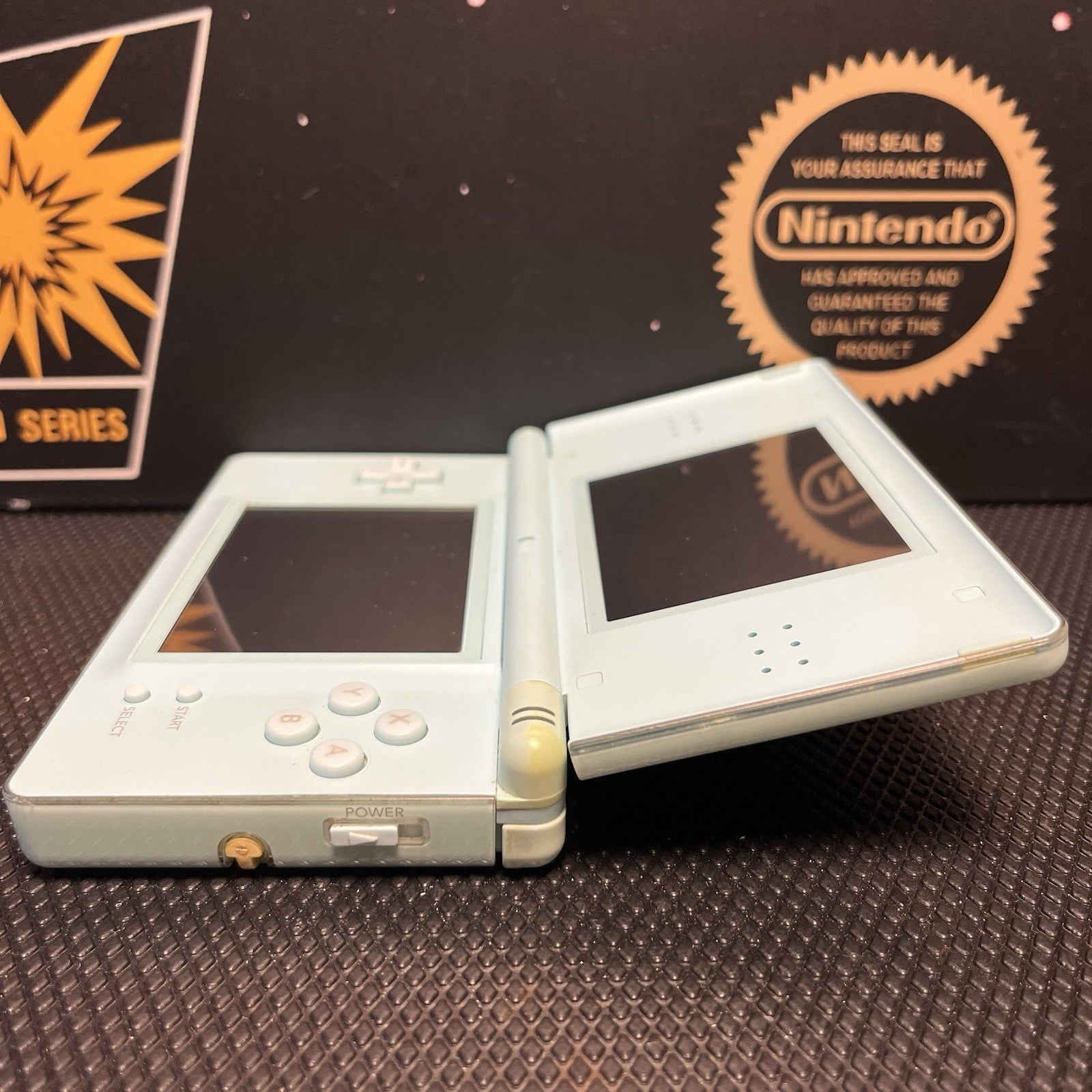 Nintendo DS Lite Console Ice Blue W.Charger Game