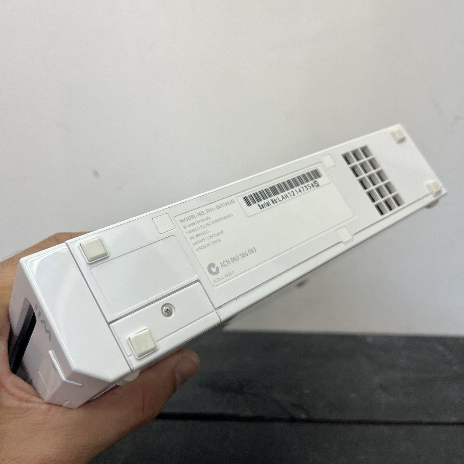 Nintendo Wii RVL-001 W. Games Controller & Leads Console