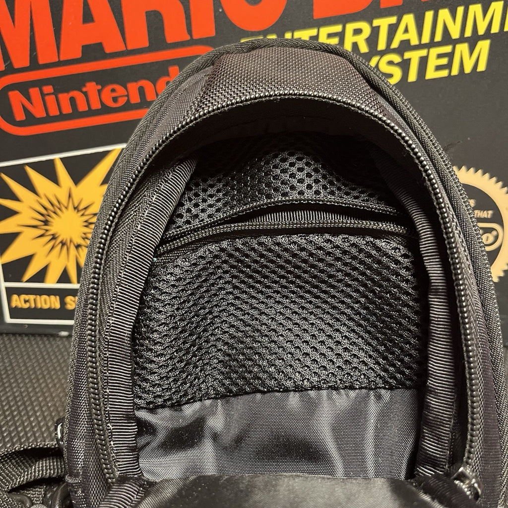 Super Mario Nintendo DS 2011 R.D.S Industries INC. Travel Case