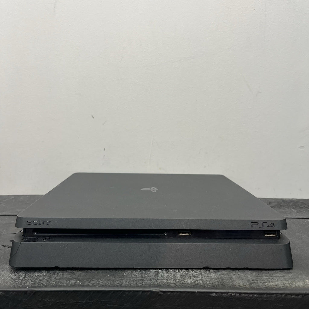 PlayStation 4 500GB Slim W.Game Controller & Leads Console