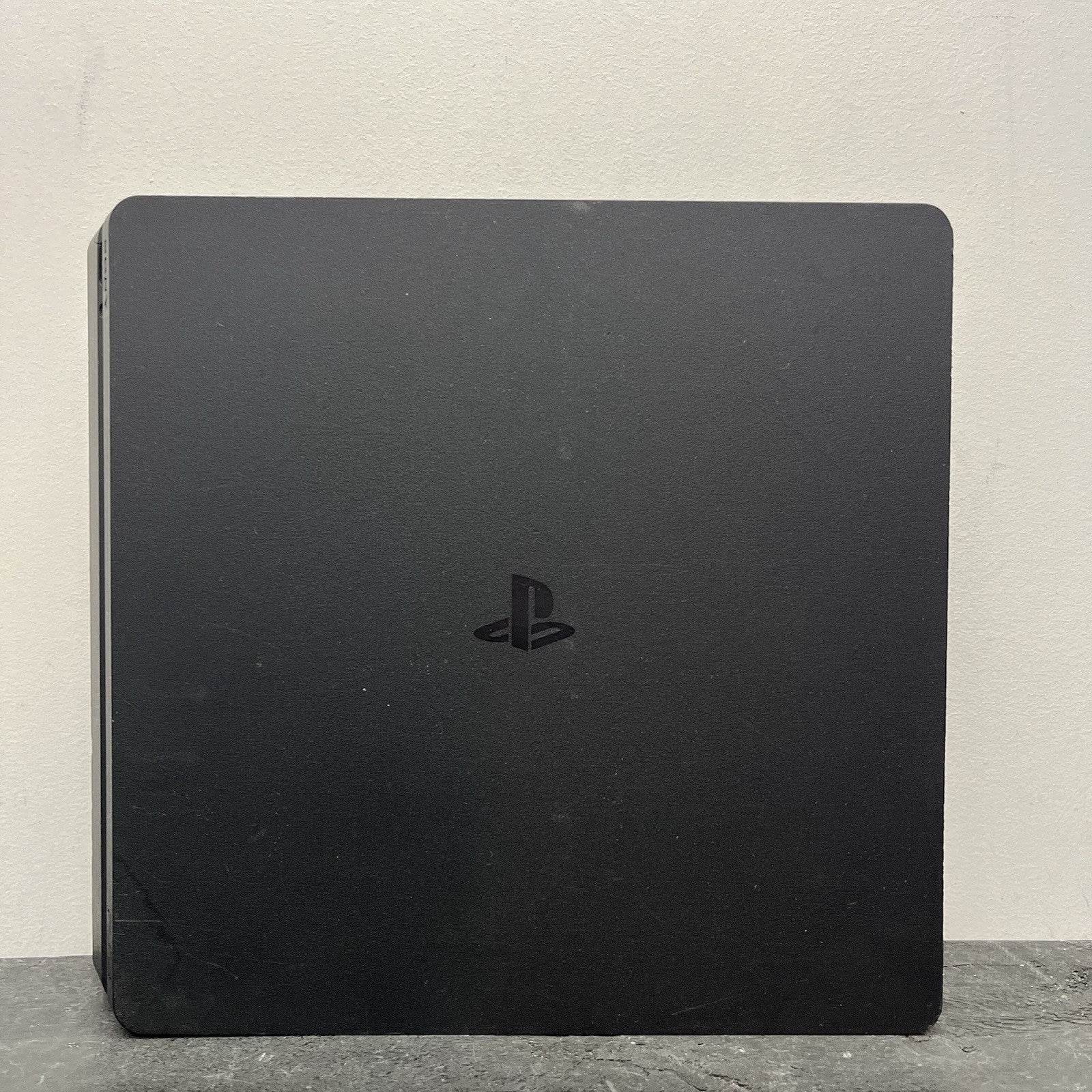 PlayStation 4 500GB Slim W.Game Controller & Leads Console