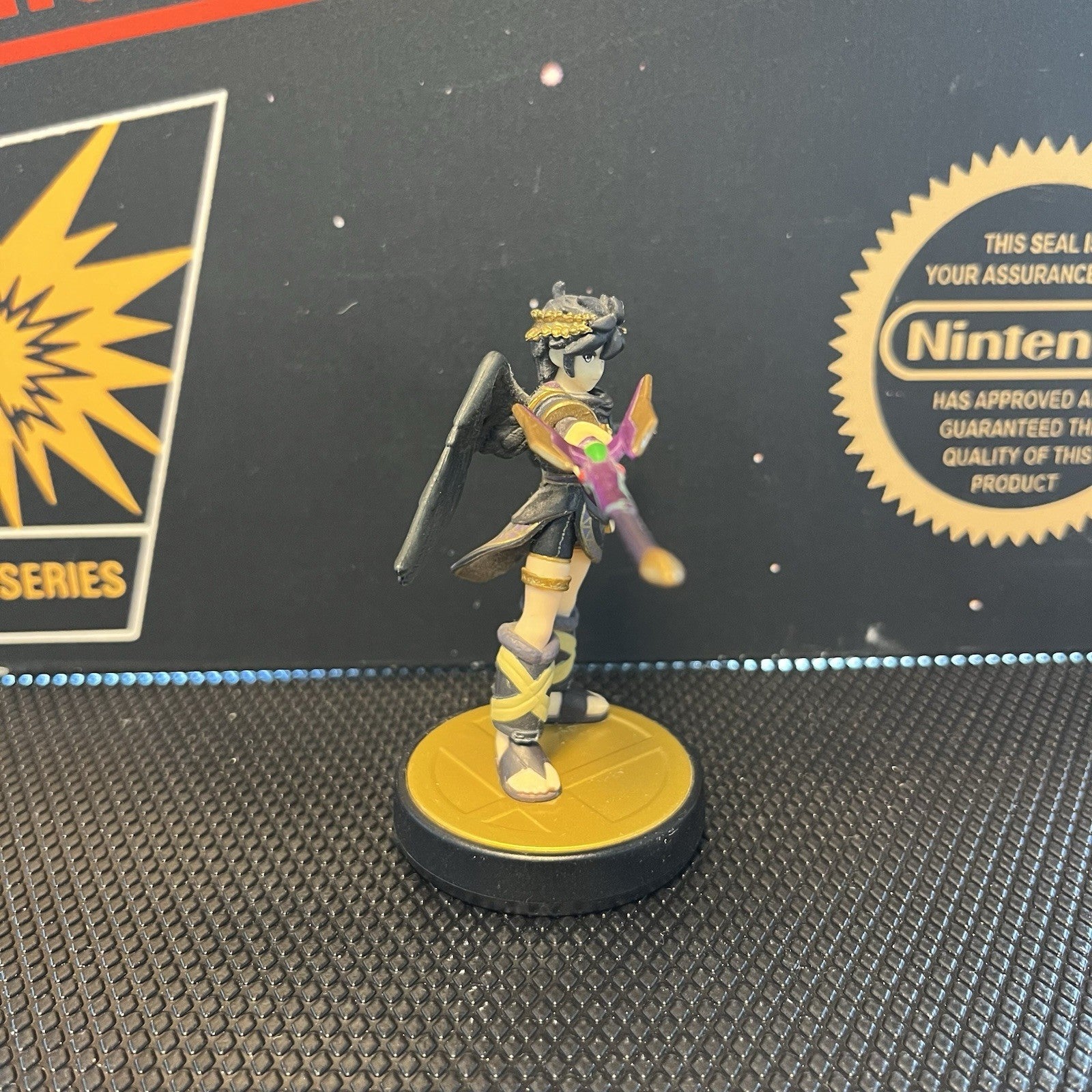 Dark Pit Nintendo Amiibo Like New