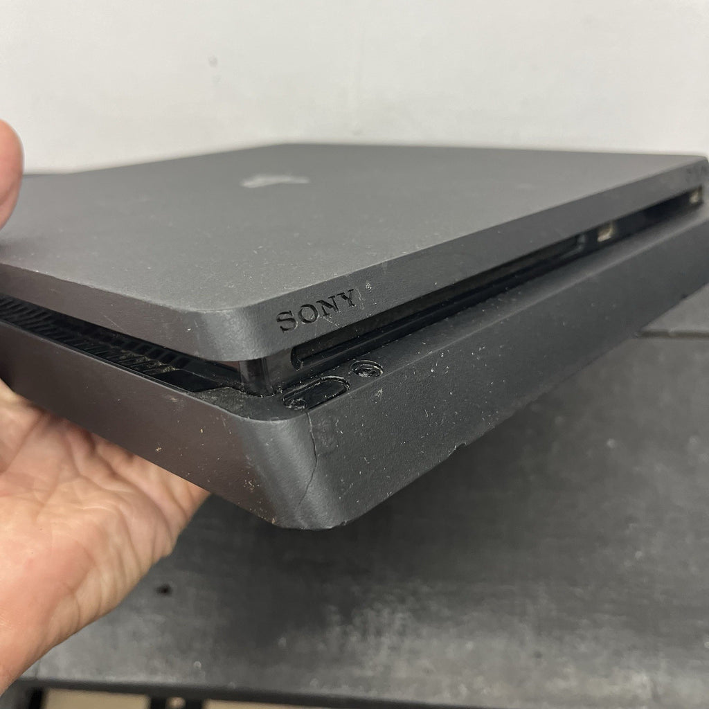 PlayStation 4 500GB Slim W.Game Controller & Leads Console
