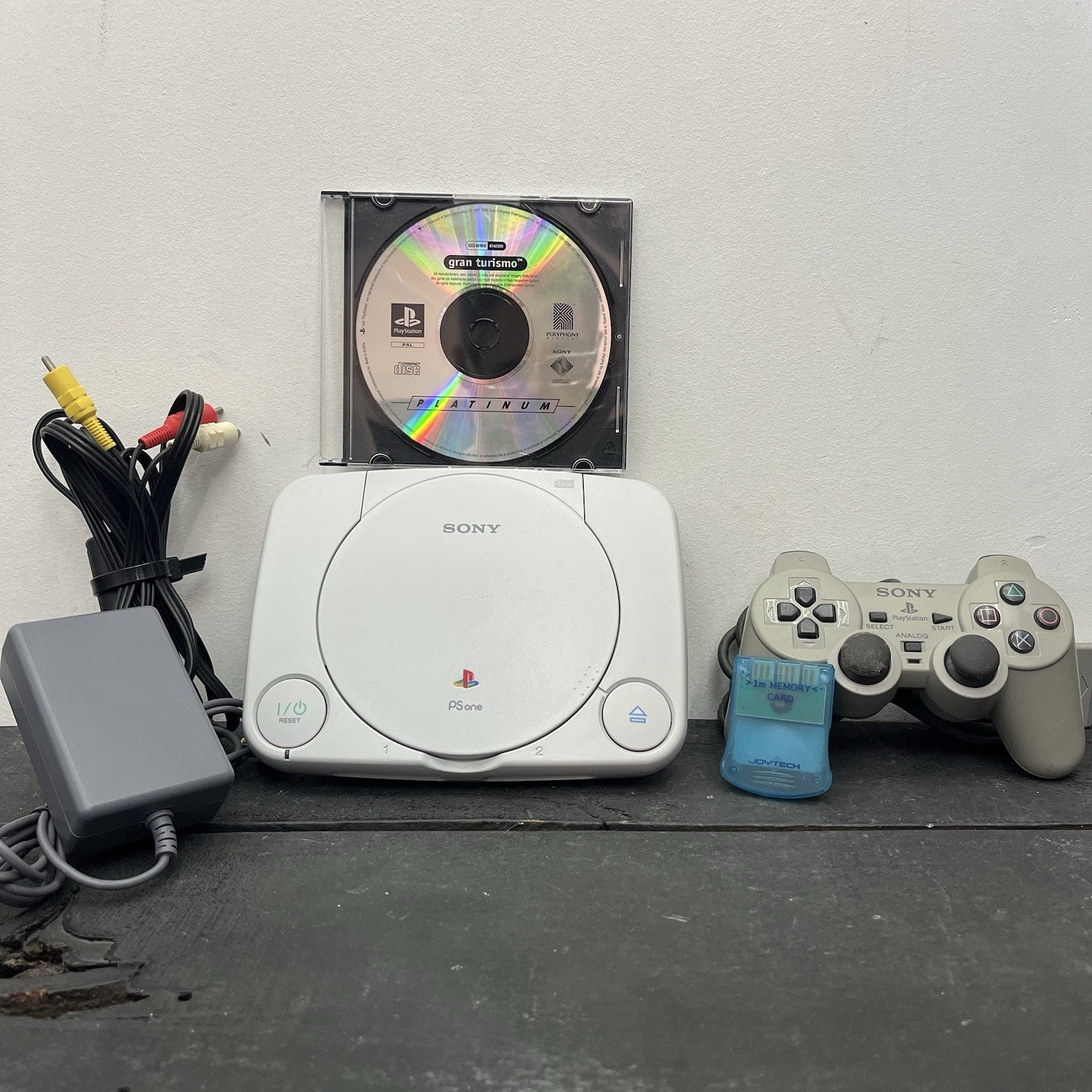 Sony PSOne PS1 Console SCPH-102 Bundle