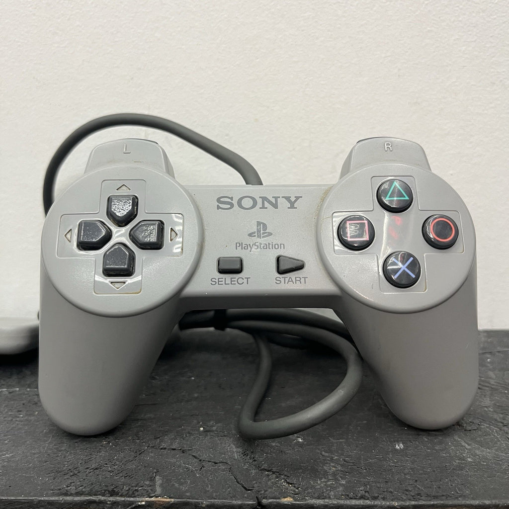 PlayStation 1 SCPH-9002 W.Controller Game Mem Card & Leads Console