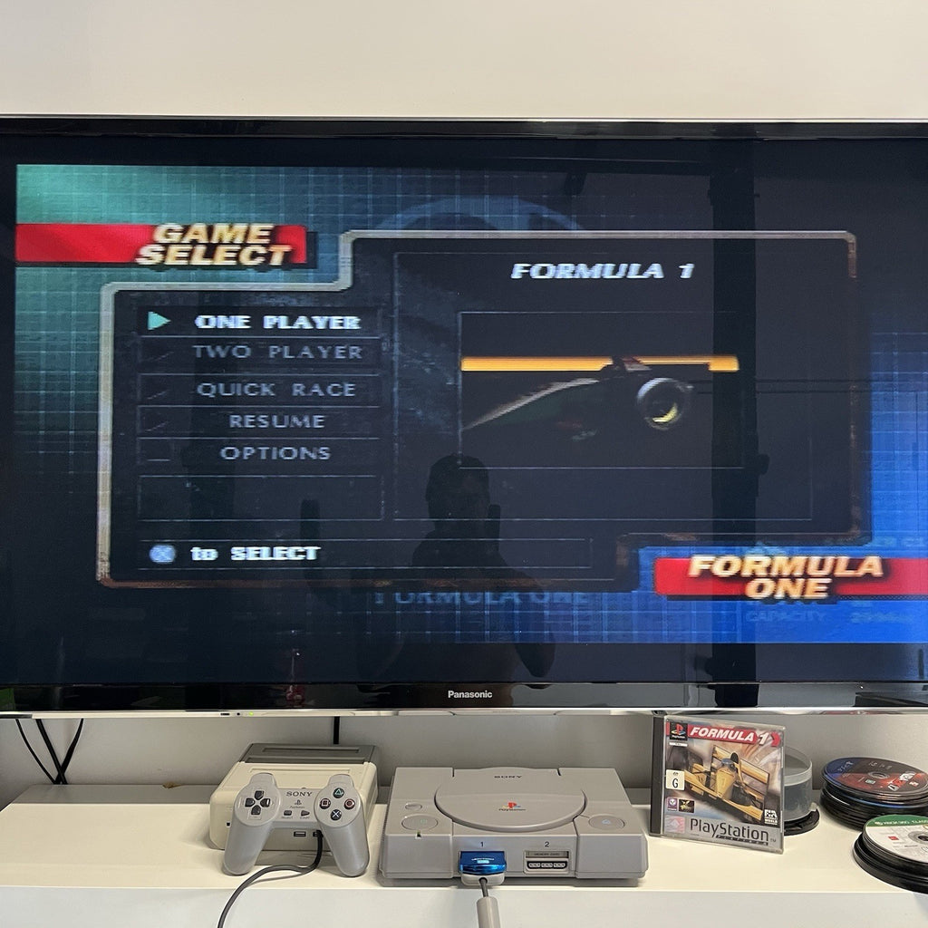 PlayStation 1 SCPH-9002 W.Controller Game Mem Card & Leads Console