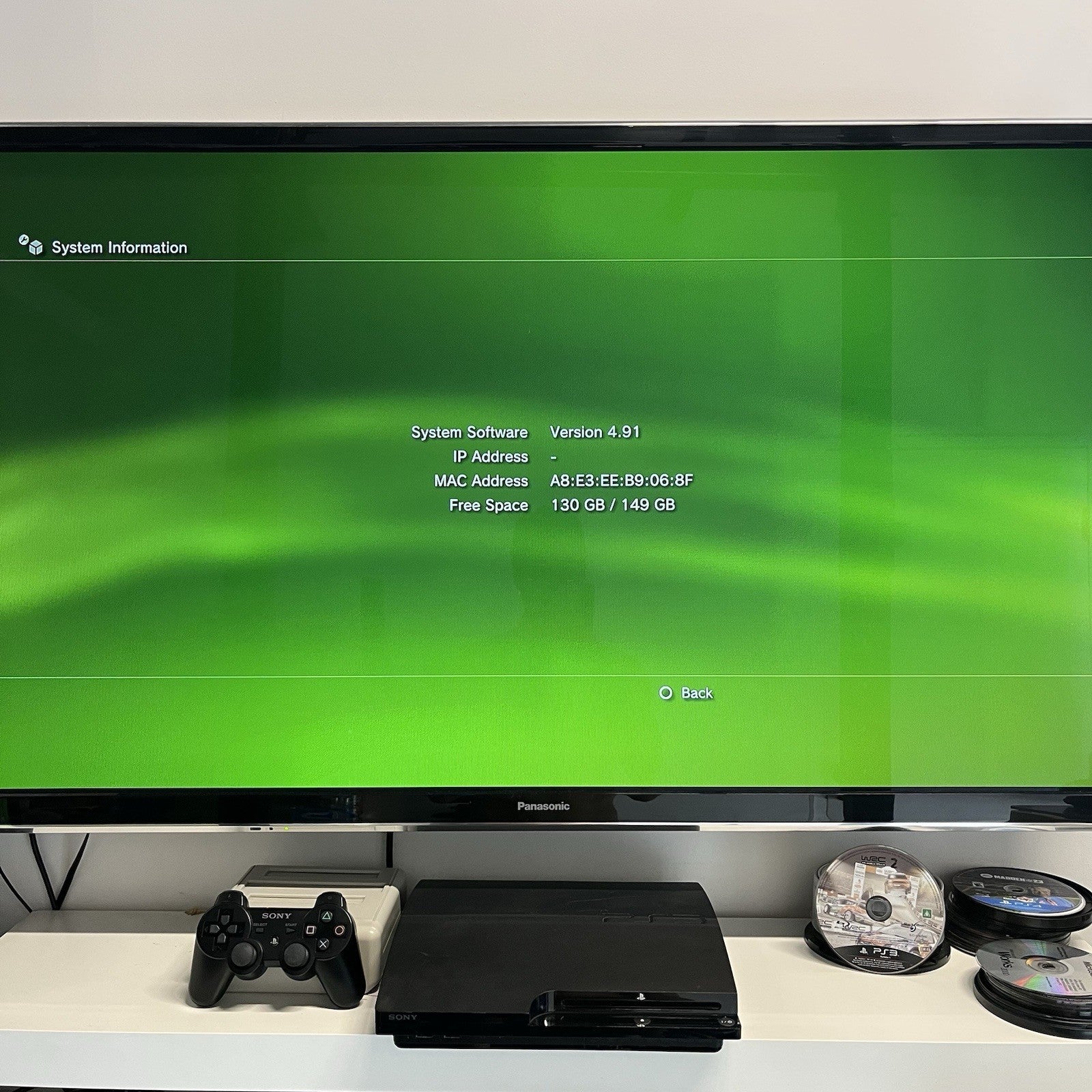 PlayStation 3 Slim W.Game Controller & Leads Console