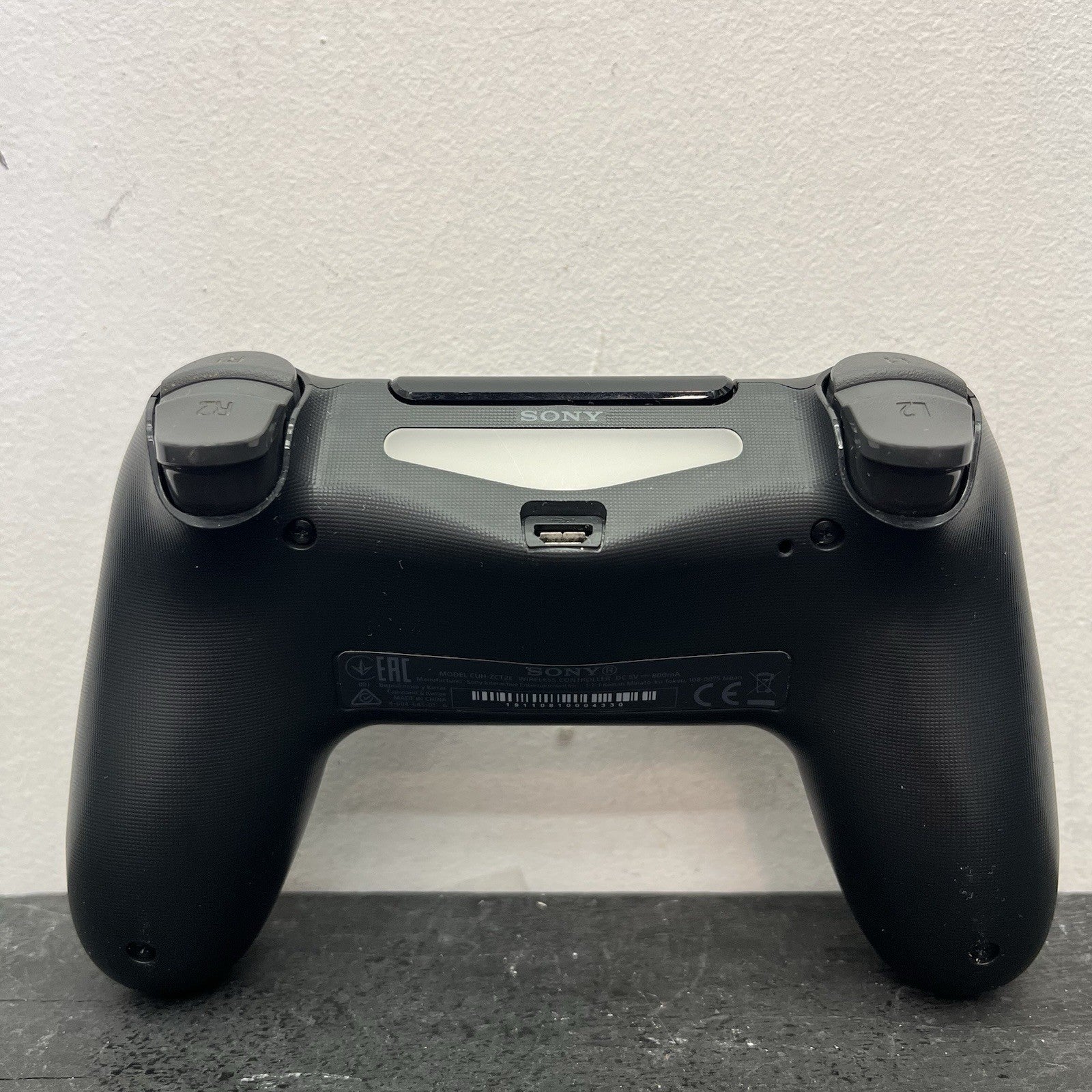 PlayStation 4 500GB Slim W.Game Controller & Leads Console