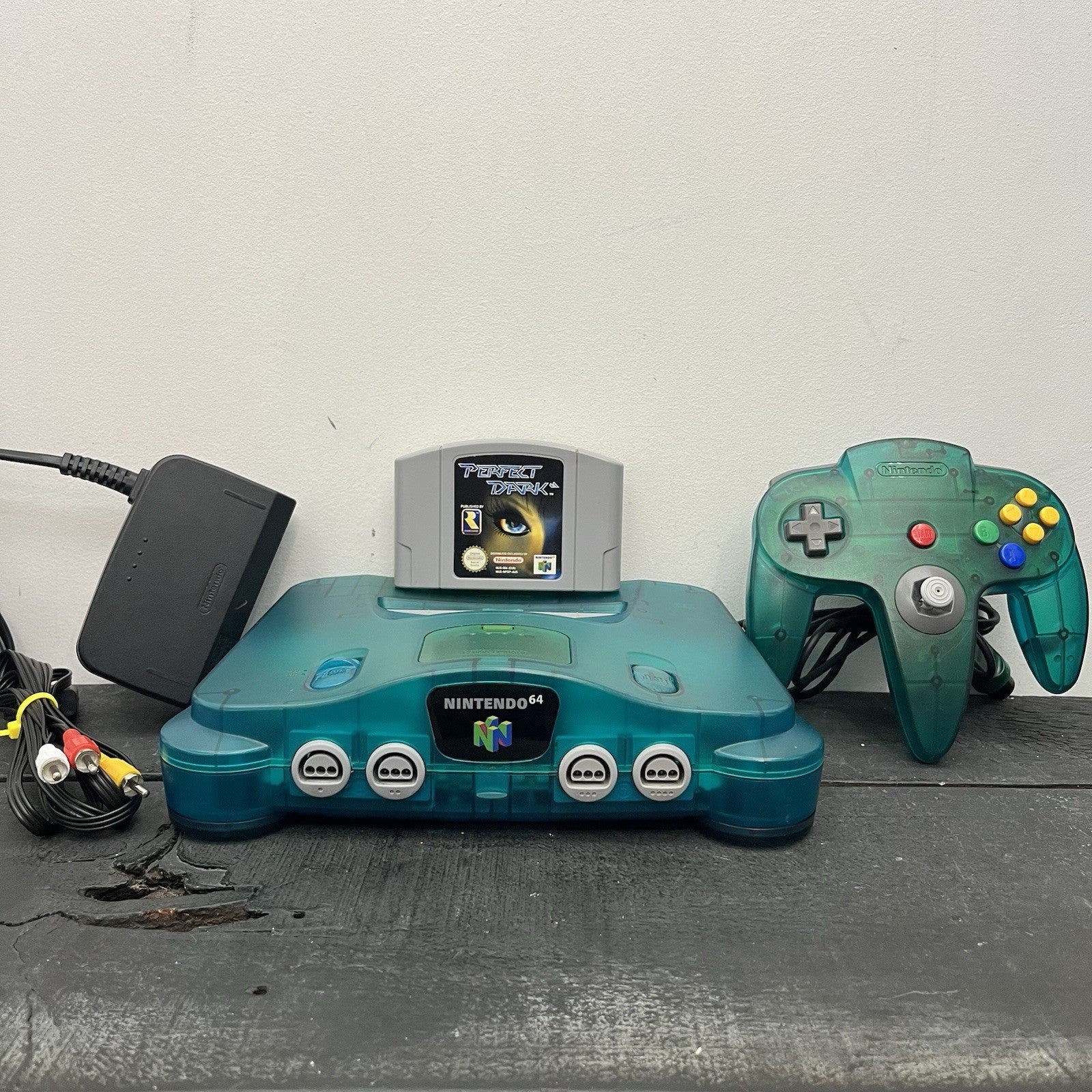 Nintendo 64 Funtastic Ice Blue Console With Matching Controller Game & Leads